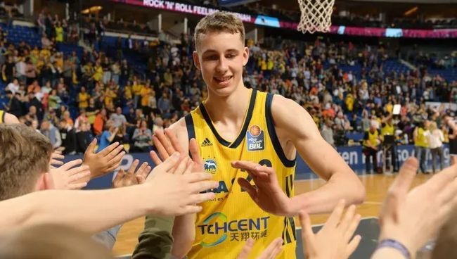 科维奇在经 科维奇在经