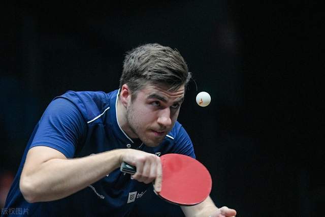 他不仅在出 他不仅在出