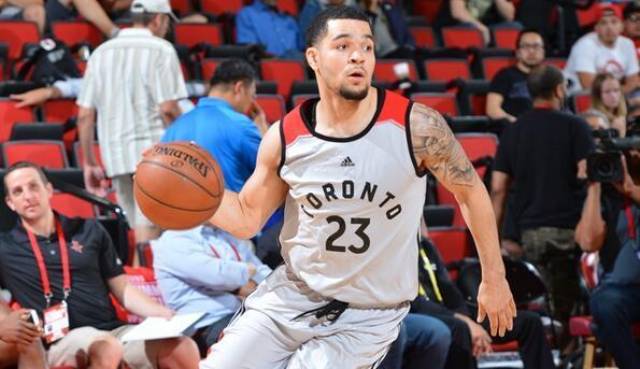 [图]NBA常规赛：快船132-119骑士 莱昂纳德33+7.