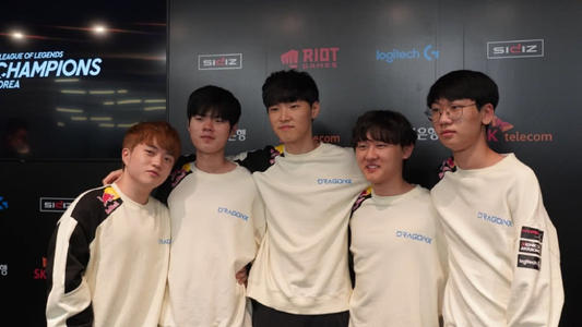 马拉松亲密事件拍摄者最新发声：不是剧本，不认识这两位选手担心两人现在的处境.