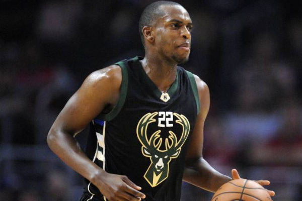 决赛15投全中，总计87中82！张子宇率队无悬念夺冠中新体坛.