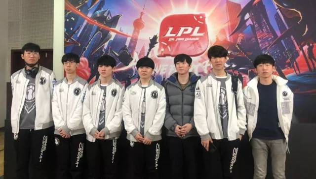 本场的胜负 本场的胜负